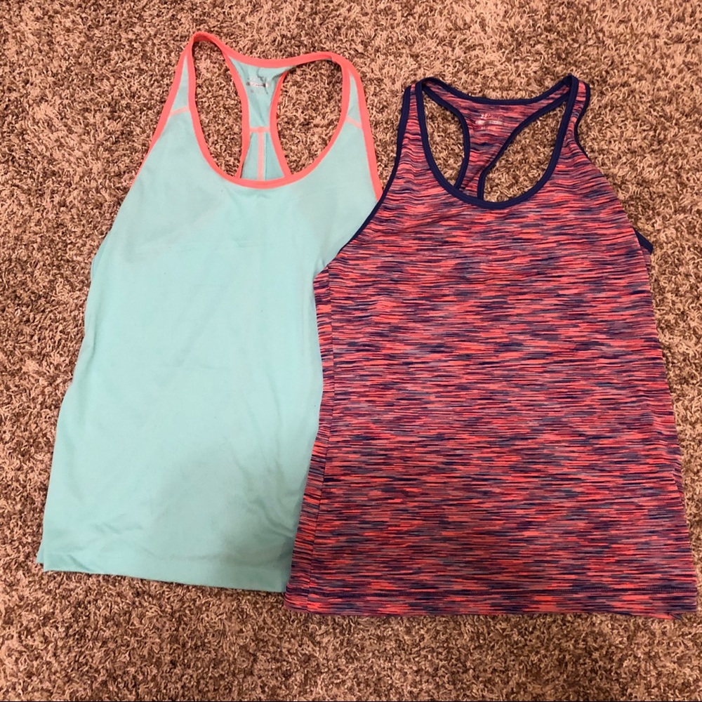 Racerback workout tops bundle - size medium